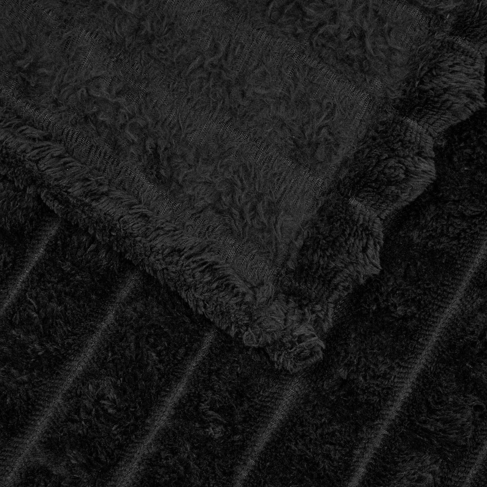 Coperte da Pile 6 pcs Nero 270 x 240 cm Panno