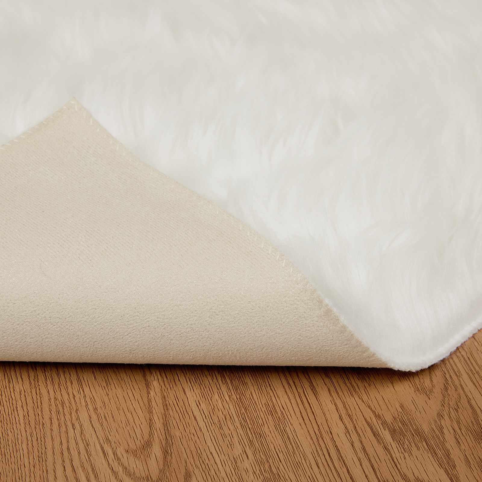 Tappeto in finta TAFALLA Bianco 60 x 110 cm Poliestere