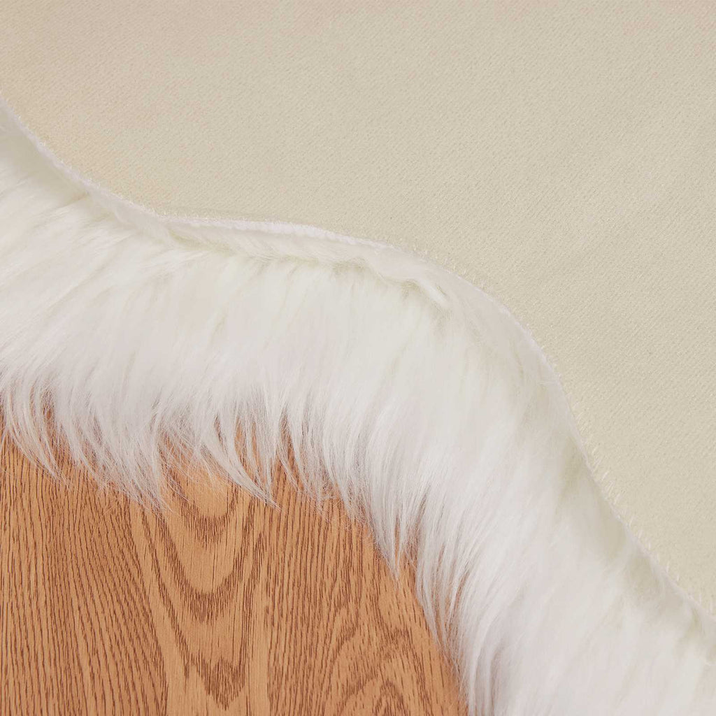 Tappeto in finta TAFALLA Bianco 80 x 120 cm Poliestere
