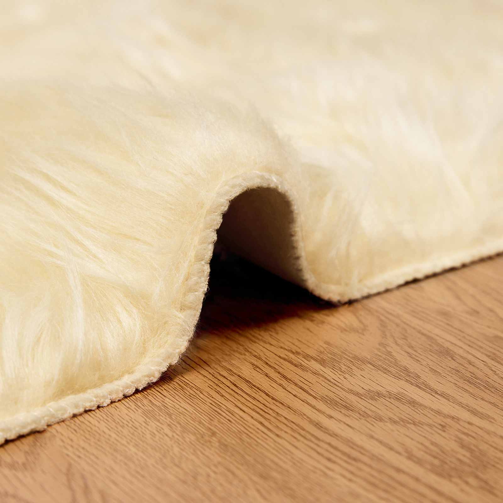 Tappeto in finta TAFALLA Crema 120 x 120 cm Poliestere