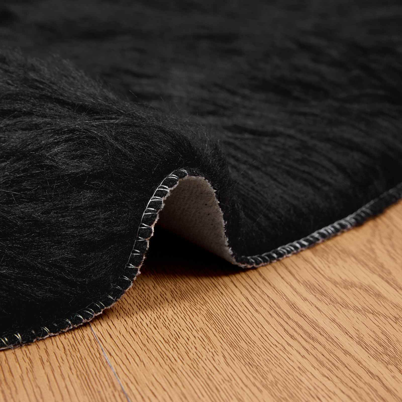 Tappeto in finta TAFALLA Nero Ø 80 cm Poliestere