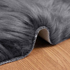 Tappeto in finta TAFALLA Antracite 80 x 120 cm Poliestere
