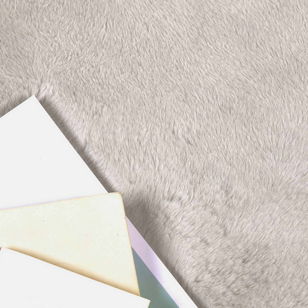 Tappeto antiscivolo in sintetica di coniglio OLITE Beige